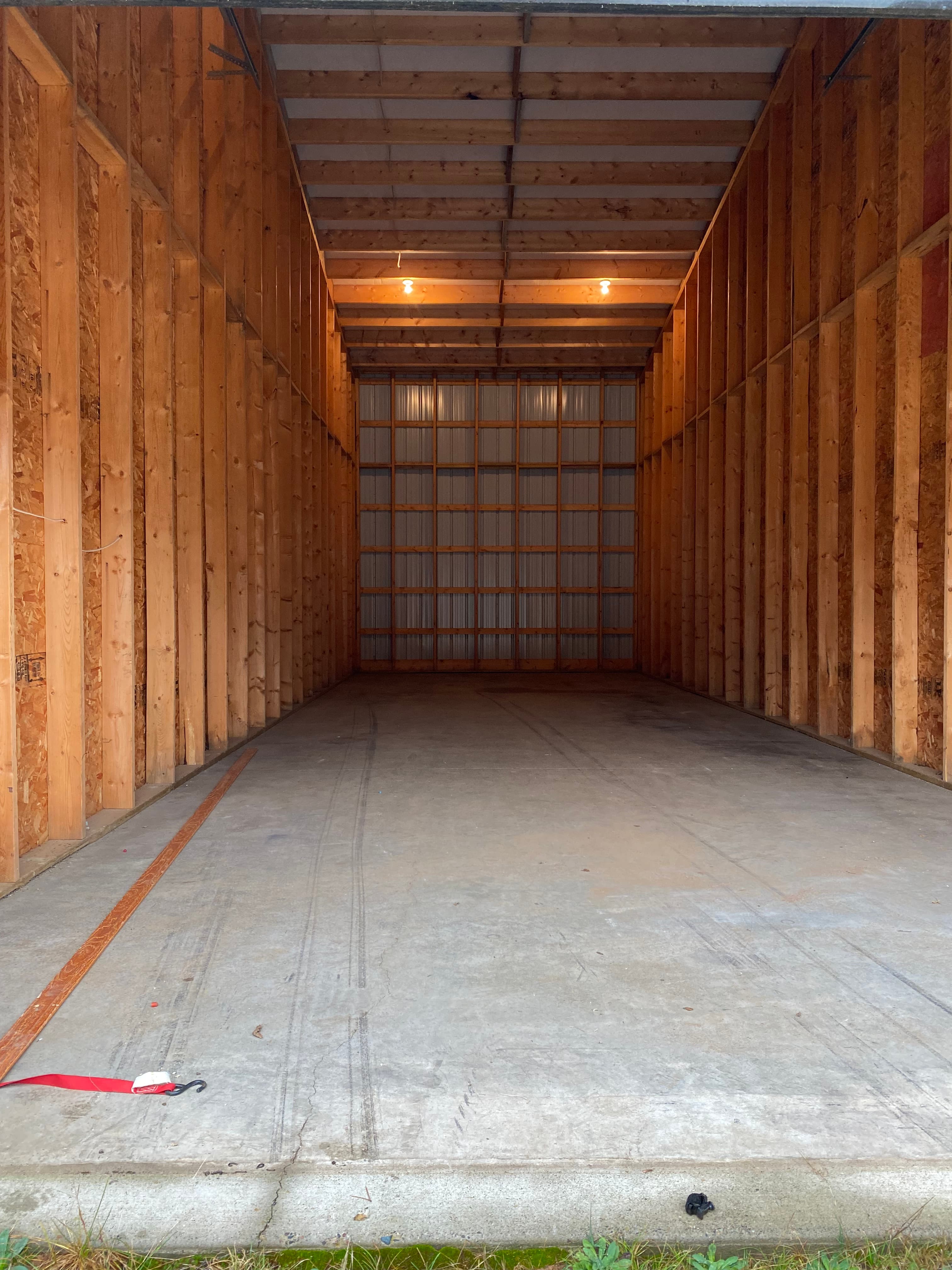 43 x 14 x 10 unit photo 1